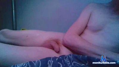 madfootlover cam4 straight performer from United Kingdom of Great Britain & Northern Ireland  