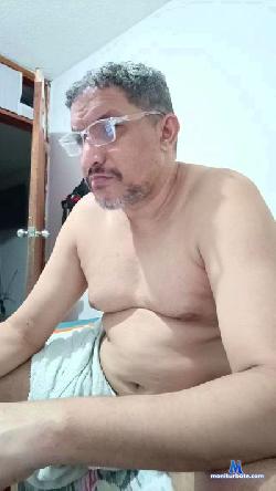 leon19cen cam4 live cam performer profile