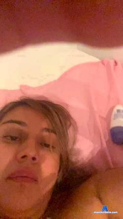 Lesly33 cam4 live cam performer profile