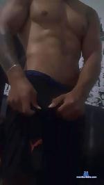 Malocaboy cam4 livecam show performer room profile