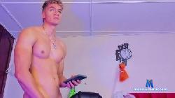 tau_montes cam4 live cam performer profile