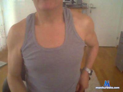 guzazakitu cam4 bisexual performer from Republic of Serbia livetouch 