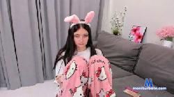 LynnaFurnish cam4 live cam performer profile