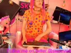 skinnyteenn cam4 live cam performer profile