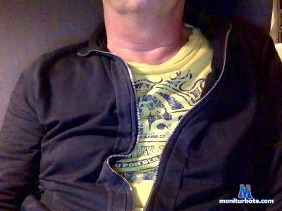 Fernandu32 cam4 unknown performer from Kingdom of Spain  