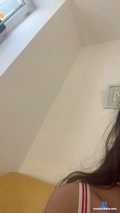 Shaiinezsexe cam4 straight performer from French Republic  