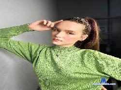 LindseyButler cam4 live cam performer profile