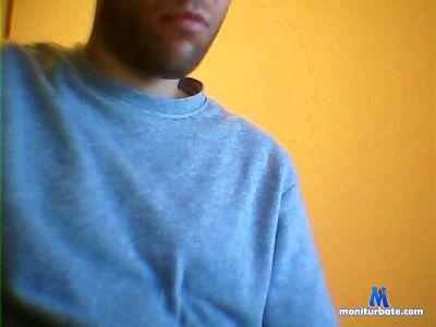 axxa_fun cam4 bicurious performer from Republic of Italy  