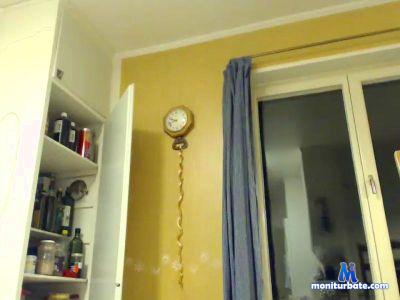 Carl3265 cam4 bicurious performer from French Republic  