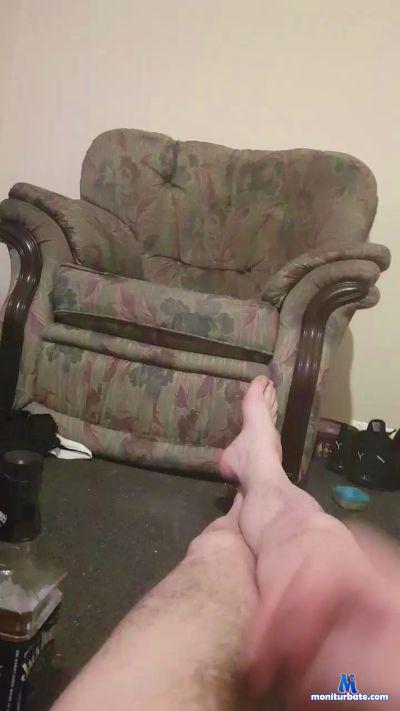 HugecockRay cam4 bicurious performer from United Kingdom of Great Britain & Northern Ireland  