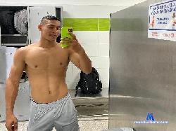 Thomasfoxx777 cam4 live cam performer profile