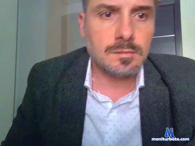 boyman1981 cam4 straight performer from Republic of Italy  