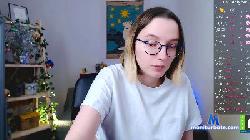 kiravang cam4 live cam performer profile