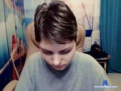 cristi83 cam4 bicurious performer from Romania  