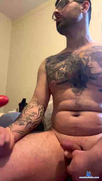 Saintandsinner cam4 bisexual performer from Canada  
