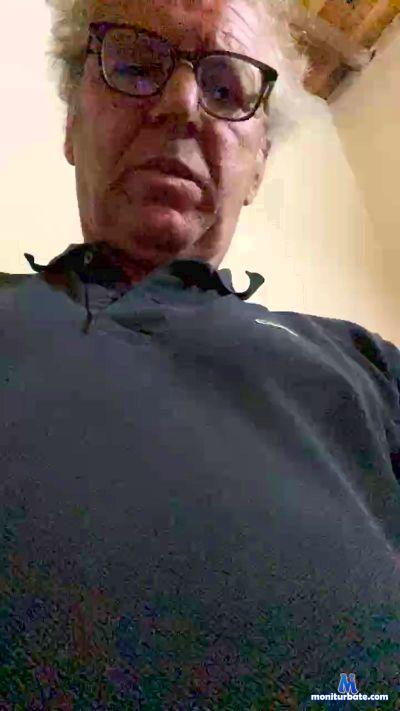 pedrolxlxlx cam4 bisexual performer from Portuguese Republic  