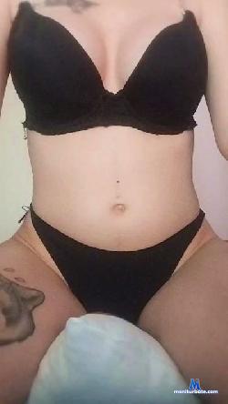 Morenitha99 cam4 live cam performer profile