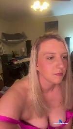 Milfmama96 cam4 livecam show performer room profile
