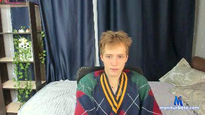 Kai_Milller cam4 bisexual performer from Republic of Poland masturbation cute gamer C2C 