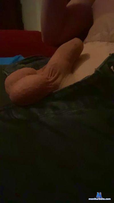 bigdaddy932 cam4 straight performer from United Kingdom of Great Britain & Northern Ireland straight pornstar blowjob 
