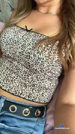 olivia220 cam4 livecam show performer room profile