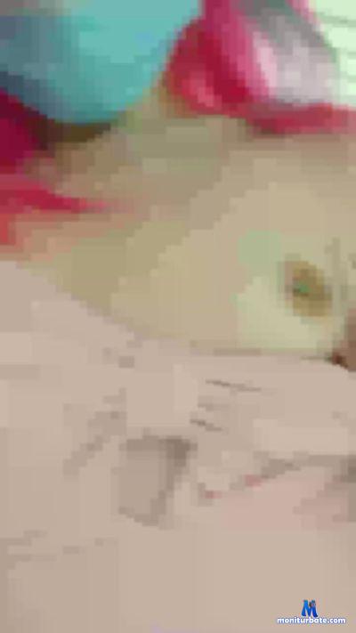 ohwhore cam4 bisexual performer from Kingdom of Spain feet anal pussy cum gamer masturbation 