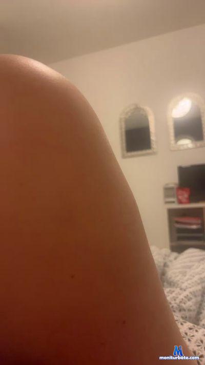 Kylia53 cam4 straight performer from French Republic  