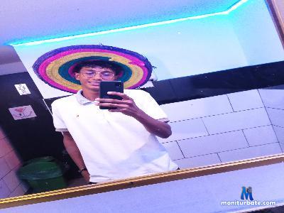ryden_boy_hot cam4 bisexual performer from Federative Republic of Brazil milk schoolgirl analtoys pee 