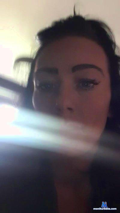 Lisalou99 cam4 straight performer from United Kingdom of Great Britain & Northern Ireland  
