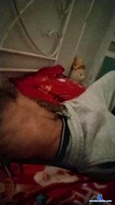 antoine436 cam4 bisexual performer from French Republic  
