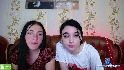 DaphneGliss cam4 straight performer from Republic of Italy new teen cute tits ass feet legs young 