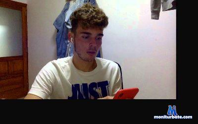 spanishhot690 cam4 gay performer from Kingdom of Spain 18yearsold solo 18yo gay 