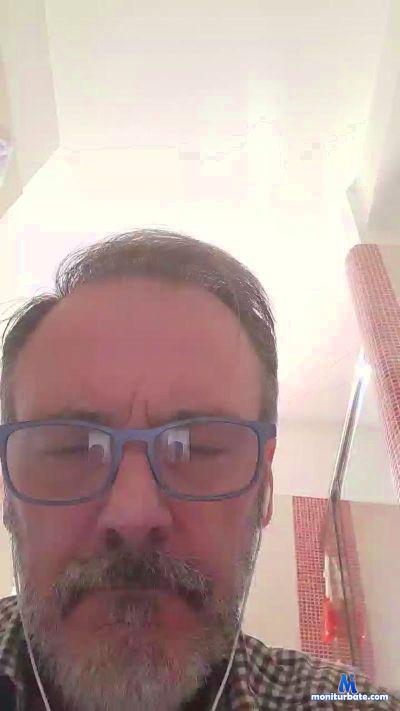pippofix cam4 bicurious performer from Republic of Italy  