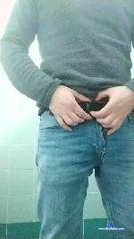 81esibizionista cam4 livecam show performer room profile