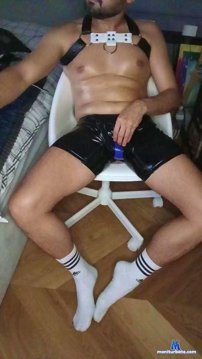Savagesgf cam4 gay performer from Republic of Bulgaria leather anal threesome spanking bdsm amateur 