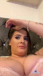 PeachyParis cam4 livecam show performer room profile