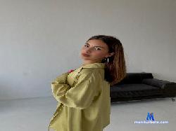 BrittCroswell cam4 live cam performer profile