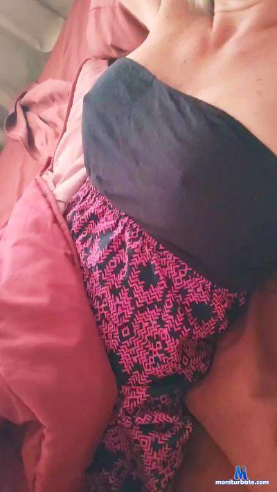 Linda43 cam4 straight performer from Republic of Chile  