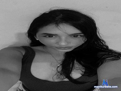 Saraa_miiller_ cam4 straight performer from United States of America  
