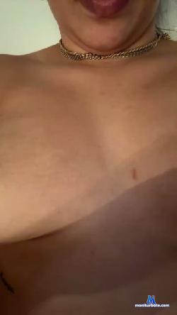 Cubangirl26 cam4 live cam performer profile