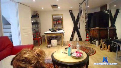 transavril cam4 bisexual performer from French Republic transavril LiveTouch 