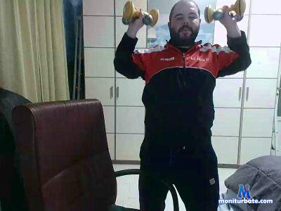 momy1989 cam4 straight performer from Republic of Italy  