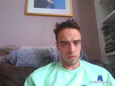 lloydmillera cam4 gay performer from United Kingdom of Great Britain & Northern Ireland lloydmillera 