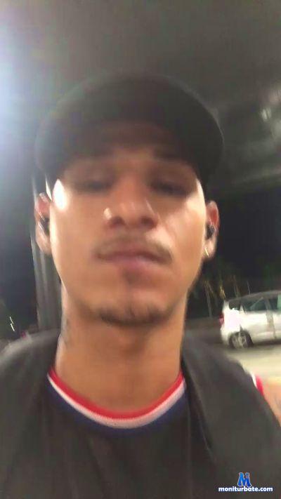 randerson18 cam4 straight performer from Federative Republic of Brazil  