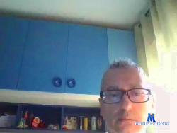 xy4fun cam4 live cam performer profile