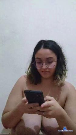 Cerejinha330 cam4 live cam performer profile