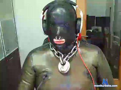 rbrboi cam4 gay performer from United Kingdom of Great Britain & Northern Ireland  