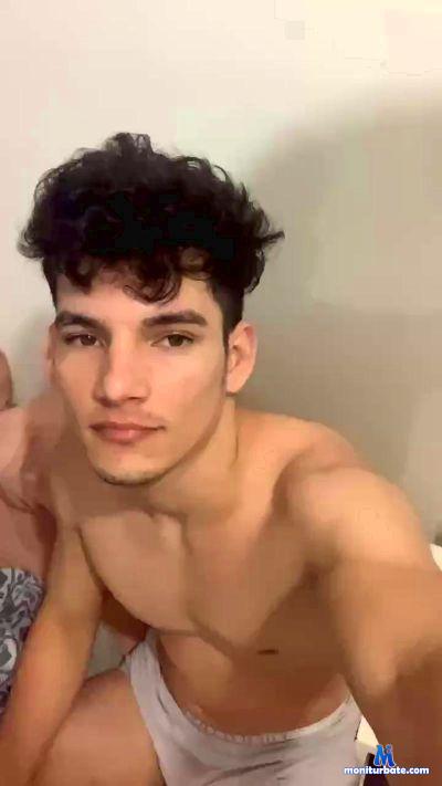 Jonesmeadow cam4 gay performer from Republic of Chile  