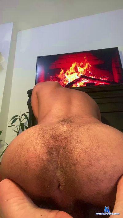 oshun_rios cam4 gay performer from Republic of Colombia milk armpits ass spanking C2C cum masturbation 