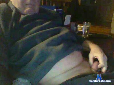 johnjames321 cam4 bicurious performer from Canada  